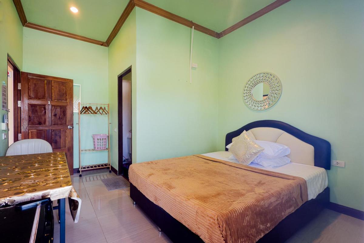 Passion Nai Harn Bed & Breakfast Room photo