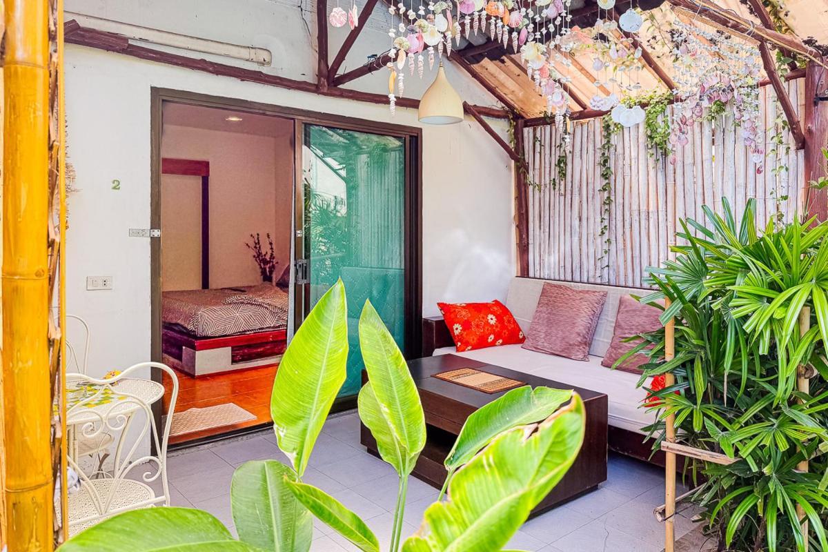 Passion Nai Harn Bed & Breakfast Room photo